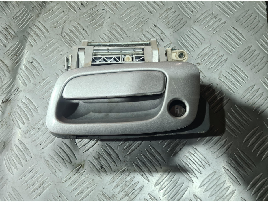 Предна лява външна дръжка за Opel Zafira A 2.2 i 147 к.с.