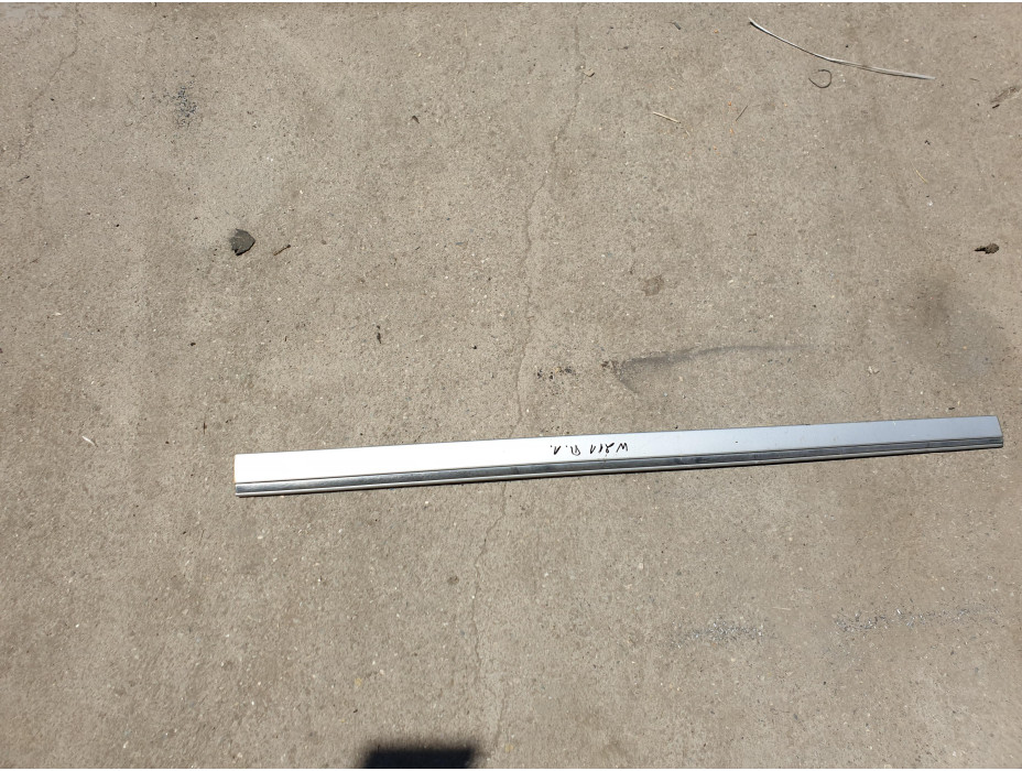 Предна лява външна лайсна - Авангард за Mercedes E Class W211 2.7CDI