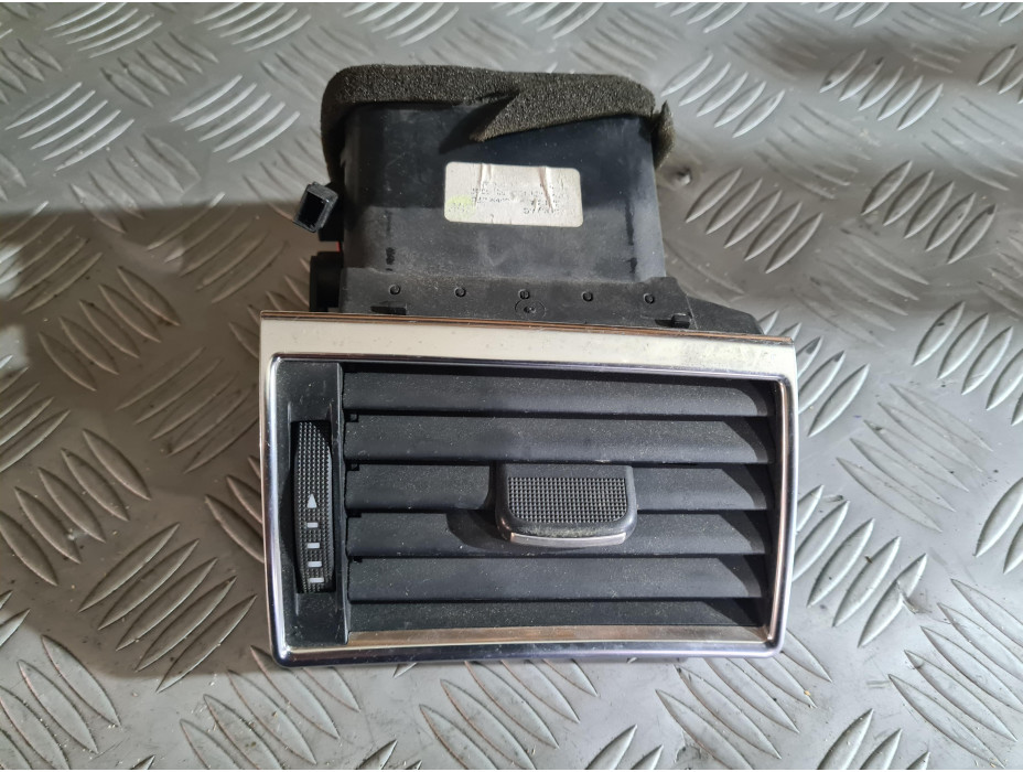 Предна лява духалка за Audi A8 D3