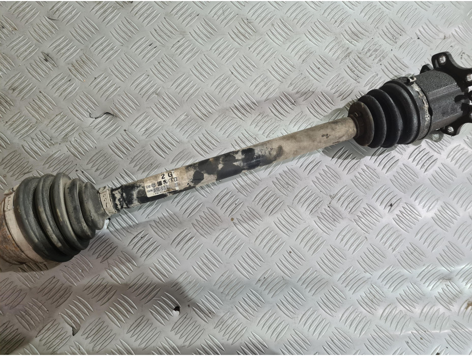 Предна лява полуоска за Audi A6 C6 3.2 FSI Quattro