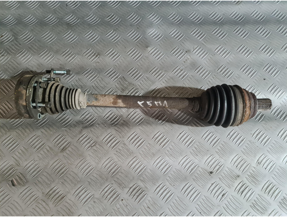 Предна лява полуоска за VW Golf 5 1.6FSI