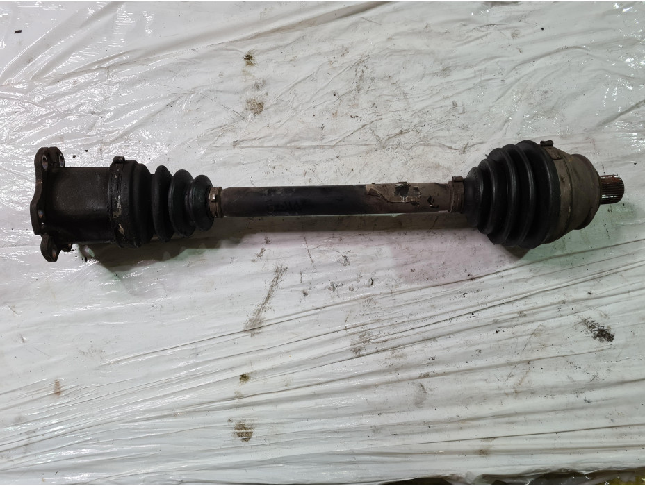 Предна лява полуоска за Ауди А8 Д3 / Audi A8 D3 4.2 i 335к.с.