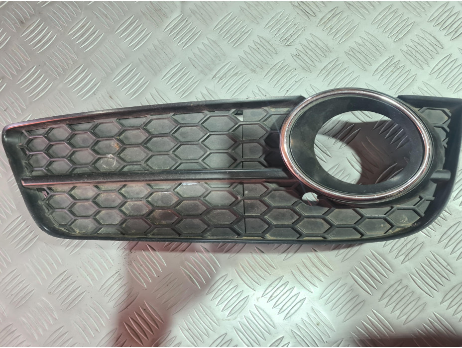 Предна лява решетка за Audi A5 8T