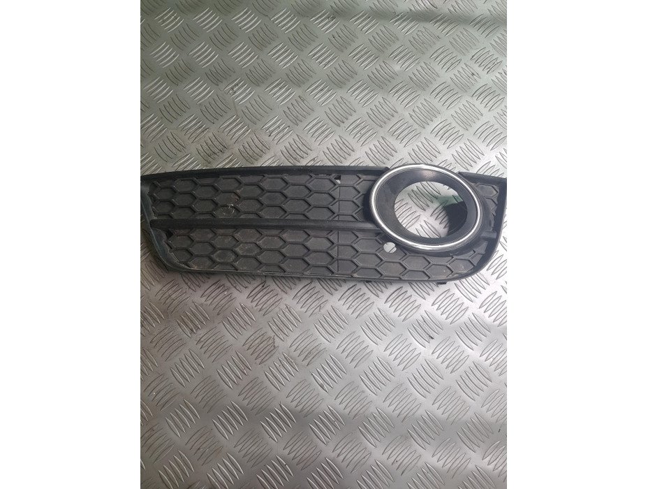 Предна лява решетка за халоген за Audi A5 8T