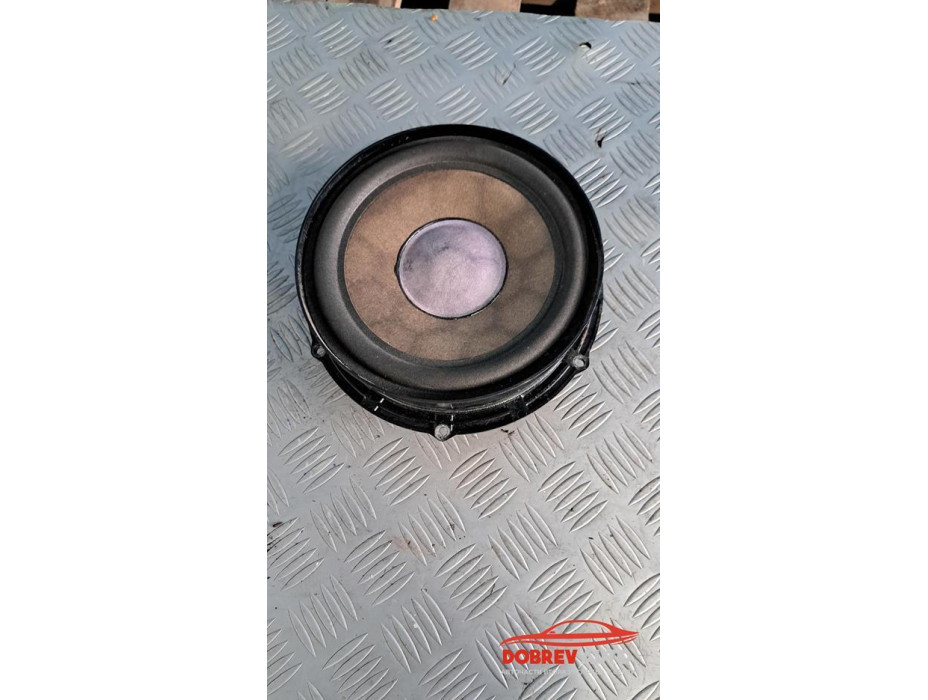 Предна лява тонколона за VW Touran 2.0 FSI Предна лява тонколона за VW Touran 2.0 FSI