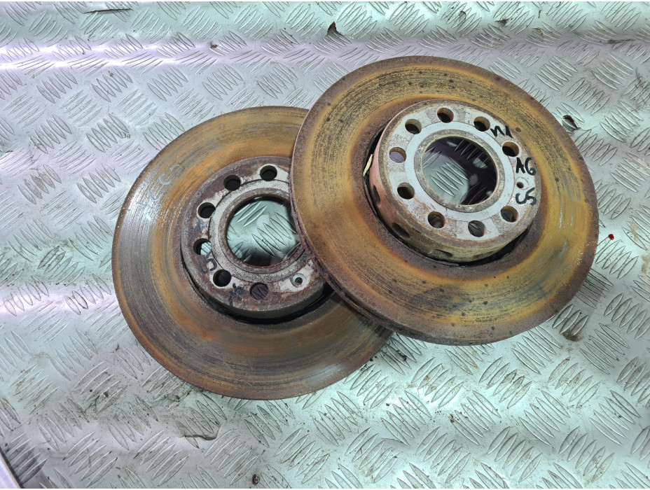 Предни дискове за Audi A6 C5 2.4 i Automat Sedan