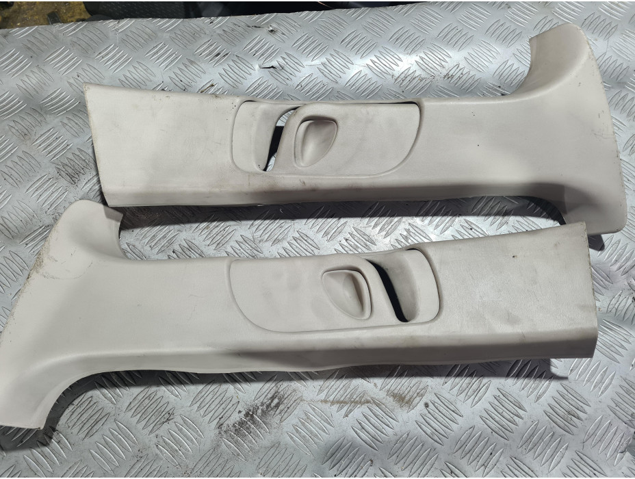 Предни кори - колонки за Opel Zafira A 2.2 i 147 к.с.