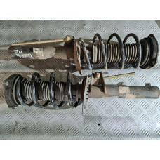 Предни макферсони за VW Golf 5 1.6 FSI