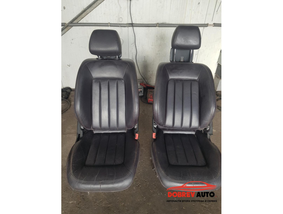 Предни седалки с монитори за Mercedes CLS W218
