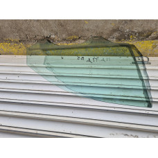 Предно дясно стъкло за VW Passat B5 2.5 TDI