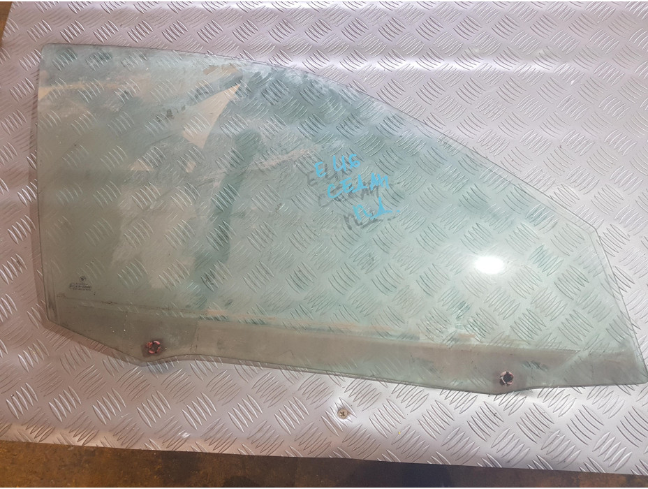 Предно дясно стъкло за БМВ Е46 седан / BMW E46 sedan