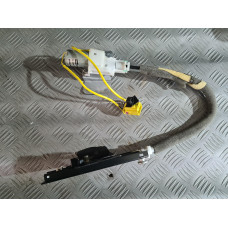 Предно ляво моторче за колан за VW Phaeton Предно ляво моторче за колан за VW Phaeton