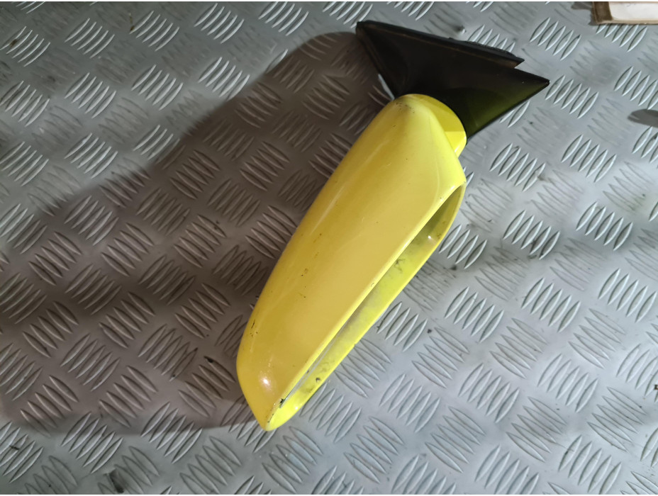 Предно ляво огледало за Audi A4 B5 Предно ляво огледало за Audi A4 B5