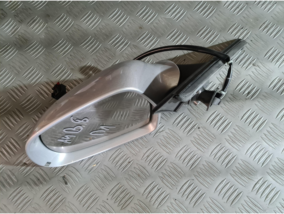 Предно ляво огледало за Audi A4 B8 Sedan