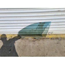 Предно ляво стъкло за VW Passat B5 2.5 TDi