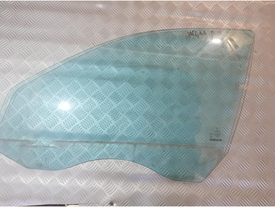 Предно ляво стъкло за Мерцедес Е Класа W211 / Mercedes E Class W211