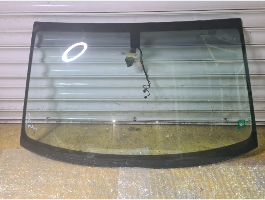 Предно стъкло за Ауди А8 Д3 / Audi A8 D3 4.2 i 335к.с.