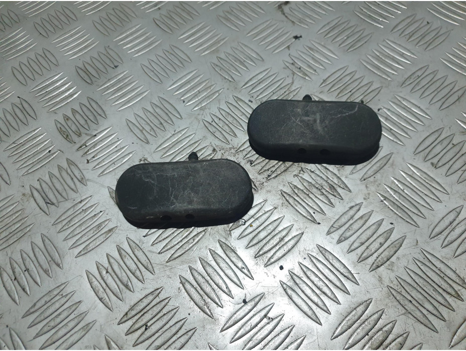 Пръскалки за преден прозорец за Audi A8 D3