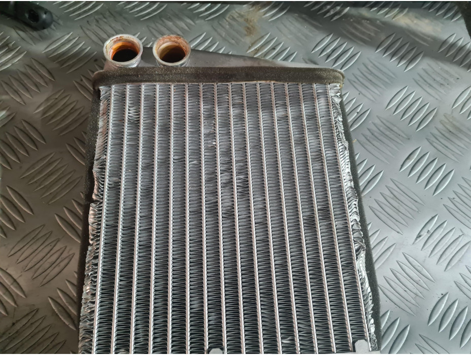 Радиатор за парно за VW Passat B6