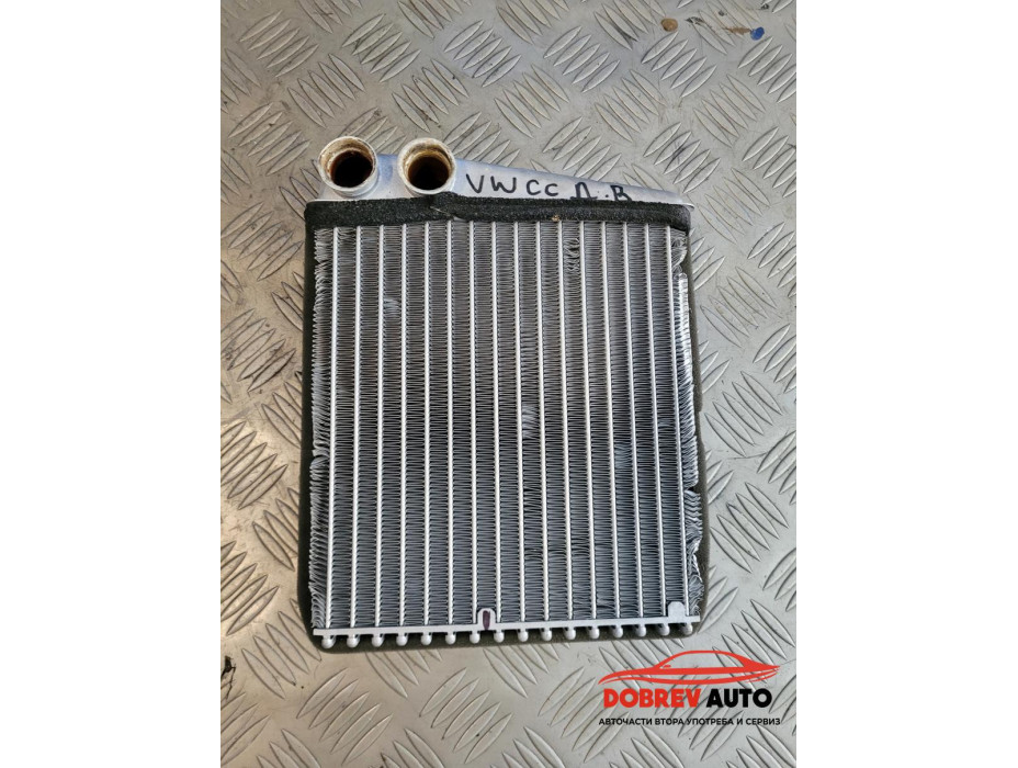 Радиатор парно за VW Passat CC