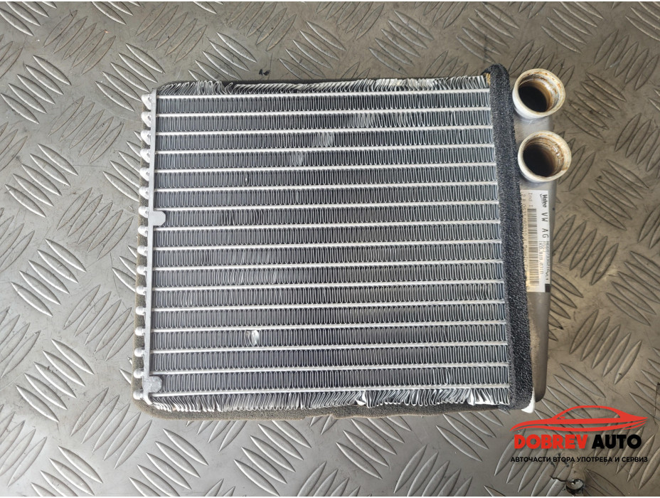 Радиатор парно за VW Touran 2.0TDI Радиатор парно за VW Touran 2.0TDI