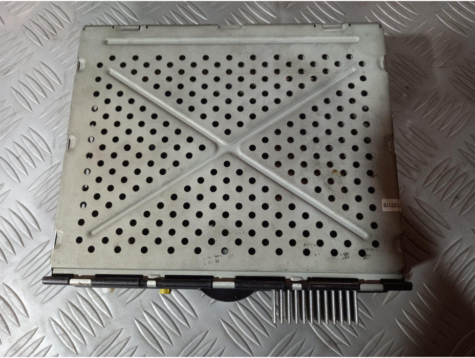 Радио модул за Audi A8 D3 3.2 FSI