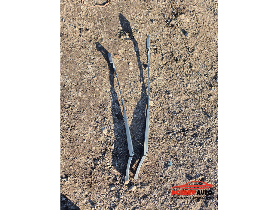 Рамене за чистачки за Mercedes C Class W203 Рамене за чистачки за Mercedes C Class W203