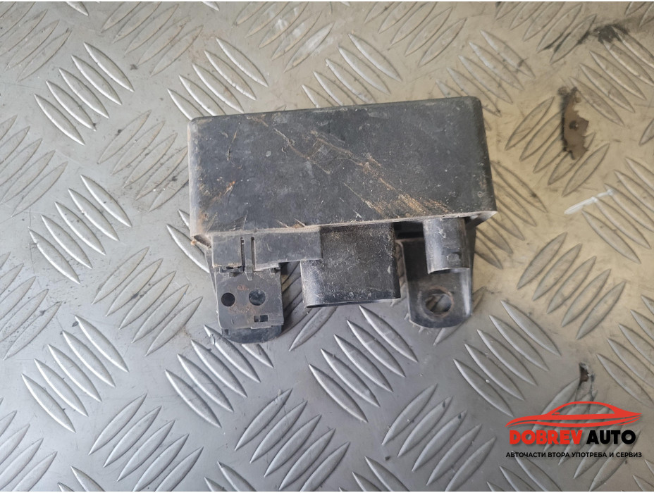 Реле за свещи за Mercedes E270 W211 Classic