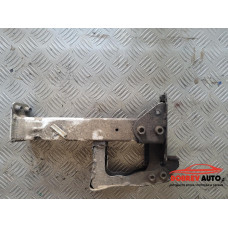 Рог - долен (преден ляв) за Audi A8 D4 3.0 TDI