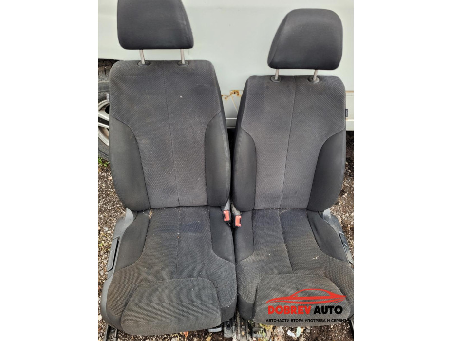Седалки за VW Passat B6 2.0 TDI BKP Sedan Седалки за VW Passat B6 2.0 TDI BKP Sedan