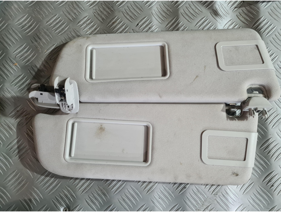 Сенници за Audi A6 C6 3.2 FSI Quattro