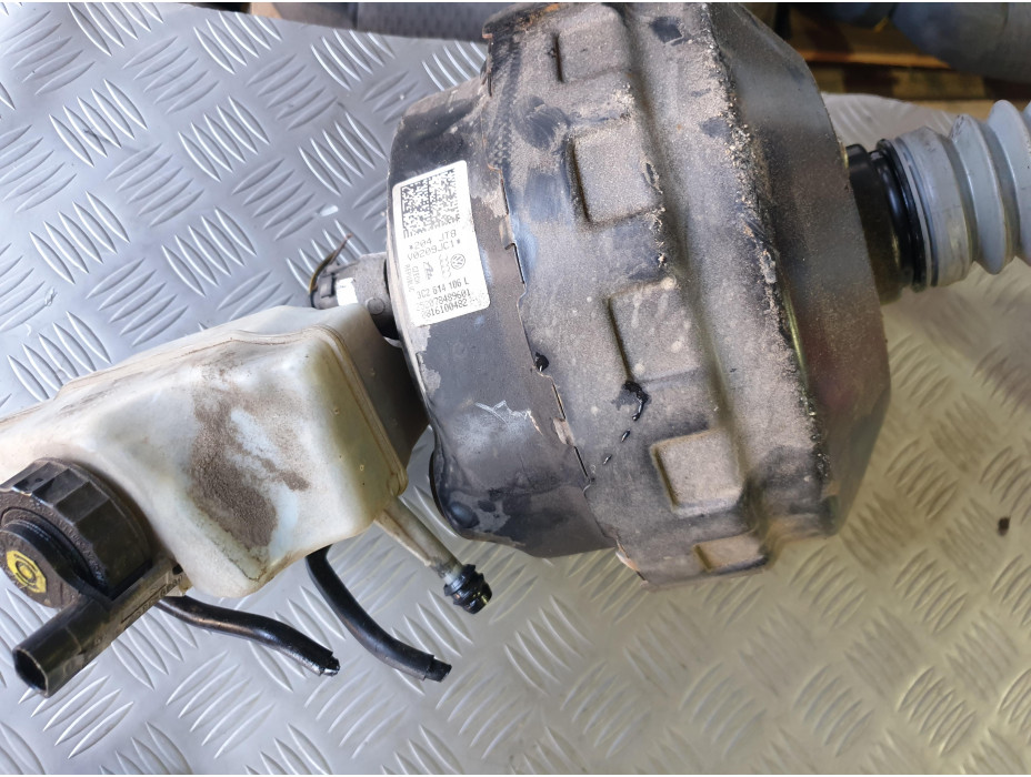 Серво за VW Passat CC 2.0TSI