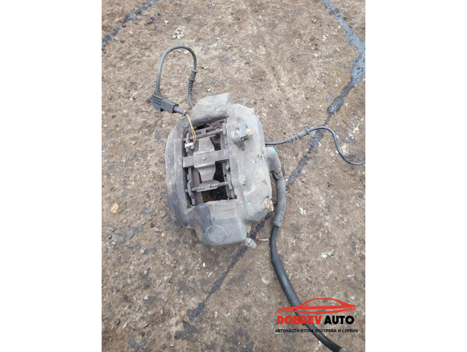 Спирачен апарат (преден десен) за Mercedes CLS W219