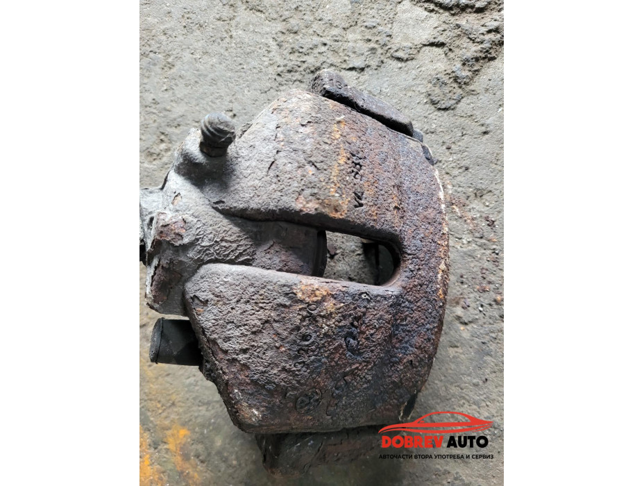 Спирачен апарат (преден десен) за VW CC 2.0 TDI Спирачен апарат (преден десен) за VW CC 2.0 TDI