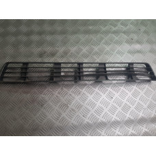 Средна решетка в бронята за Audi A4 B5