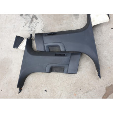 Средни долни кори за колонки за Audi A8 D3