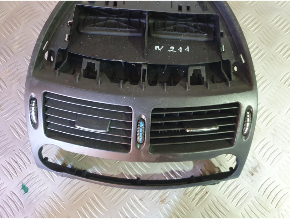 Средни духалки за Mercedes E Class W211 2.7CDI