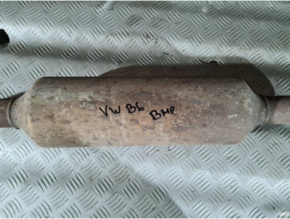 Средно гърне за VW Passat B6 2.0 TDI