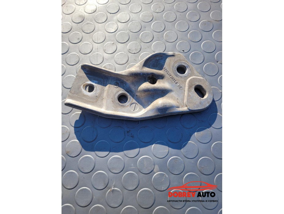 Стабилизатор десен за Mercedes GLC 250CDI X253 A205 323 0240 Стабилизатор десен за Mercedes GLC 250CDI X253 A205 323 0240