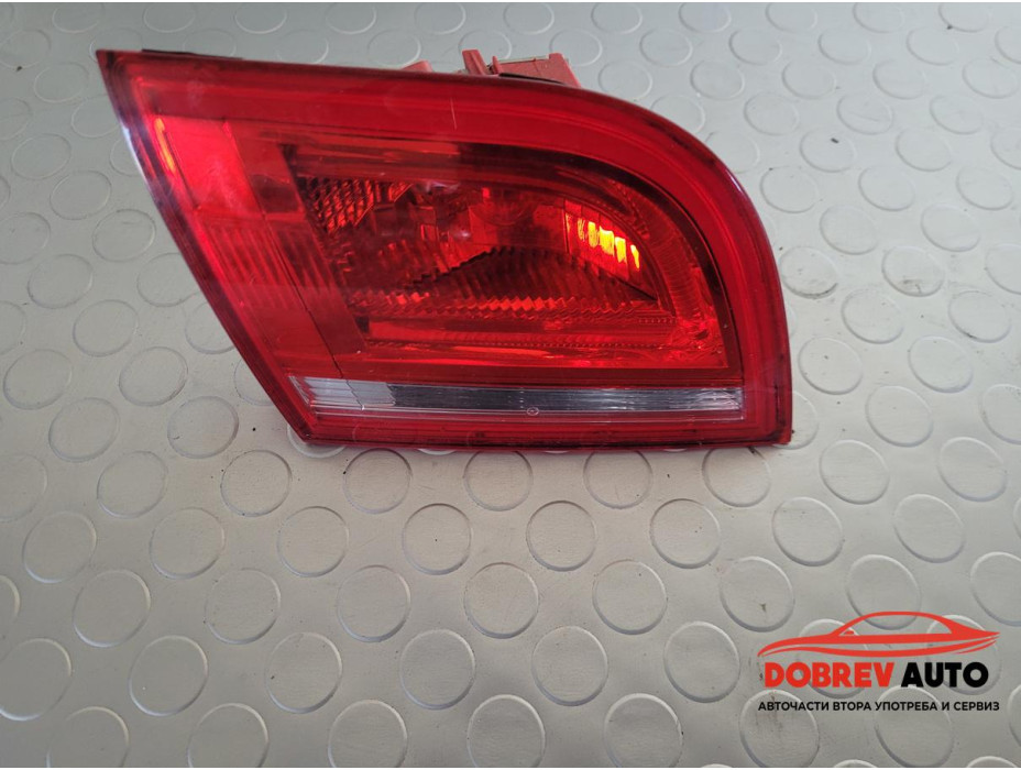 Стоп (ляв - вътрешен) за Audi A3 8P 2.0 TDI (Facelift) S-Line Стоп (ляв - вътрешен) за Audi A3 8P 2.0 TDI (Facelift) S-Line