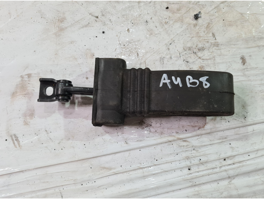 Стопер за задна лява врата за Ауди А4 Б8 / Audi A4 B8 2.0 TDI комби Стопер за задна лява врата за Ауди А4 Б8 / Audi A4 B8 2.0 TDI комби