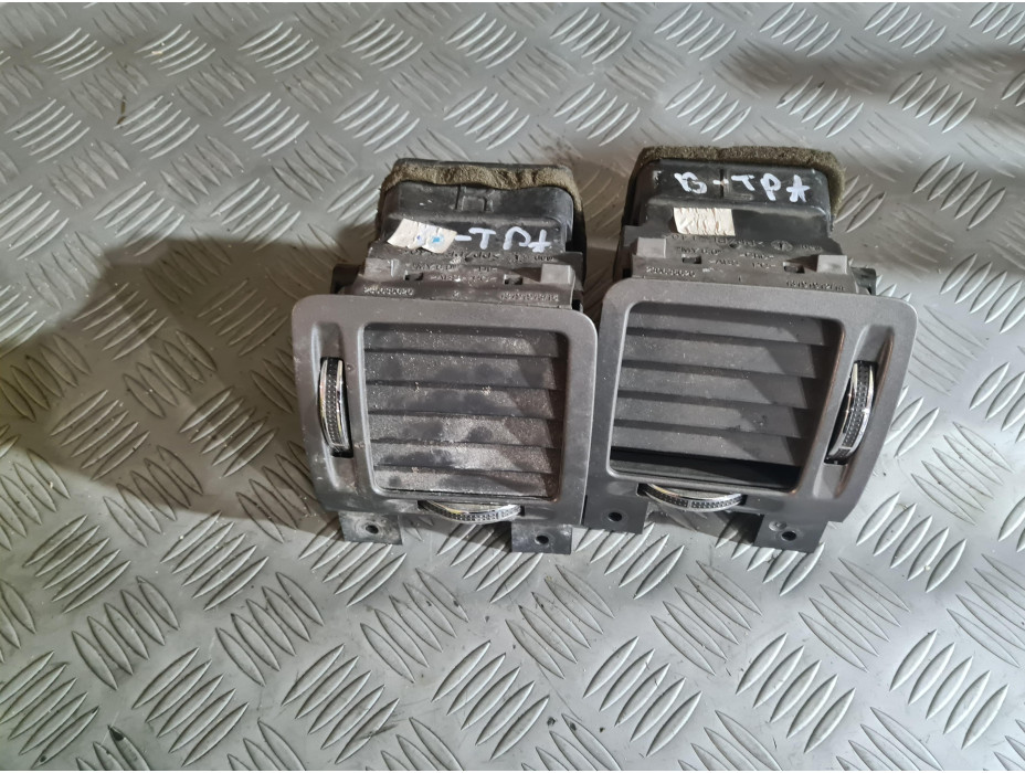 Странични духалки за Opel Vectra C Хечбек