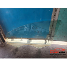 Стъкло (предно ляво) за Audi Q7 4L