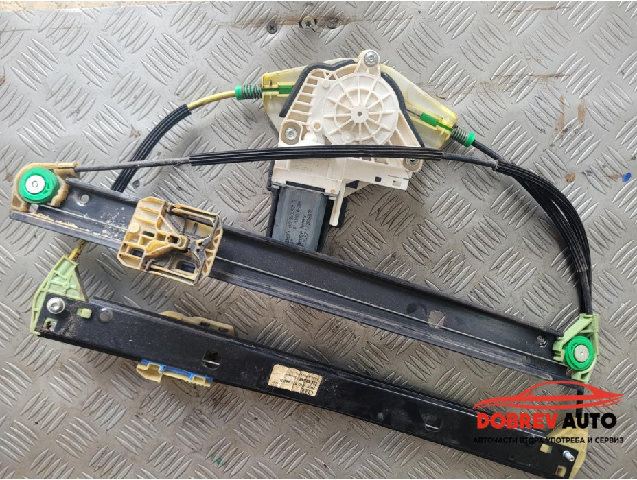 Стъклоповдигач (заден десен) за Audi A8 D4 3.0 TDI