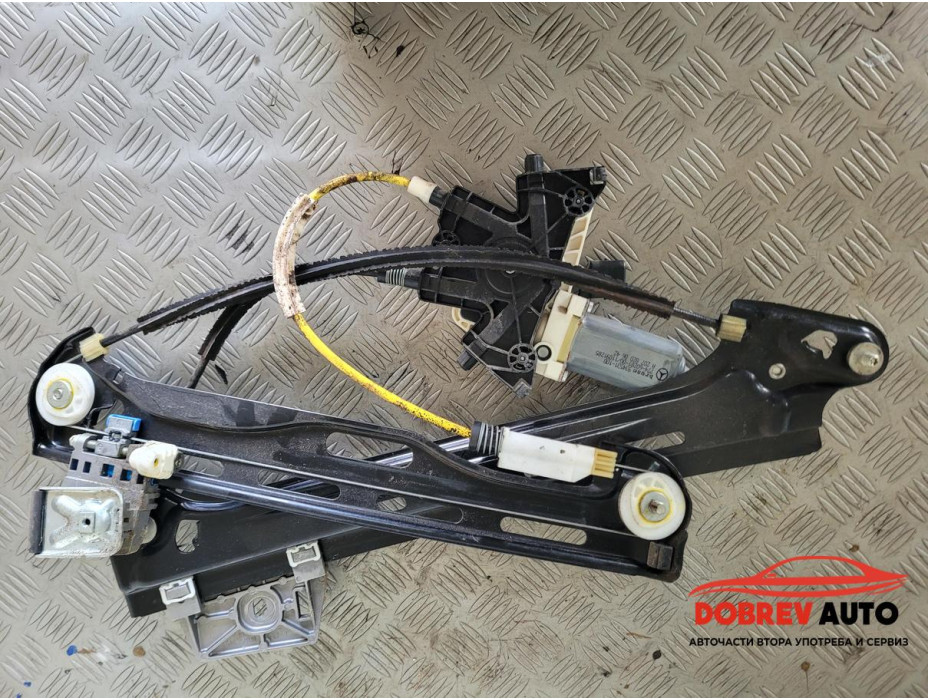 Стъклоповдигач (заден десен) за Mercedes CLS W218