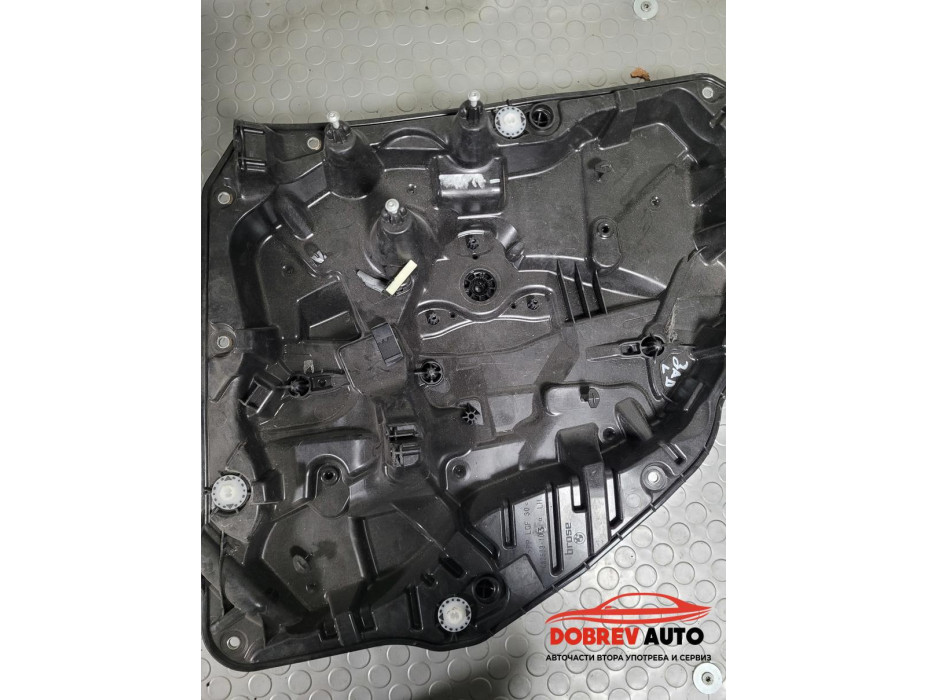 Стъклоповдигач (заден ляв) за BMW X7 G07