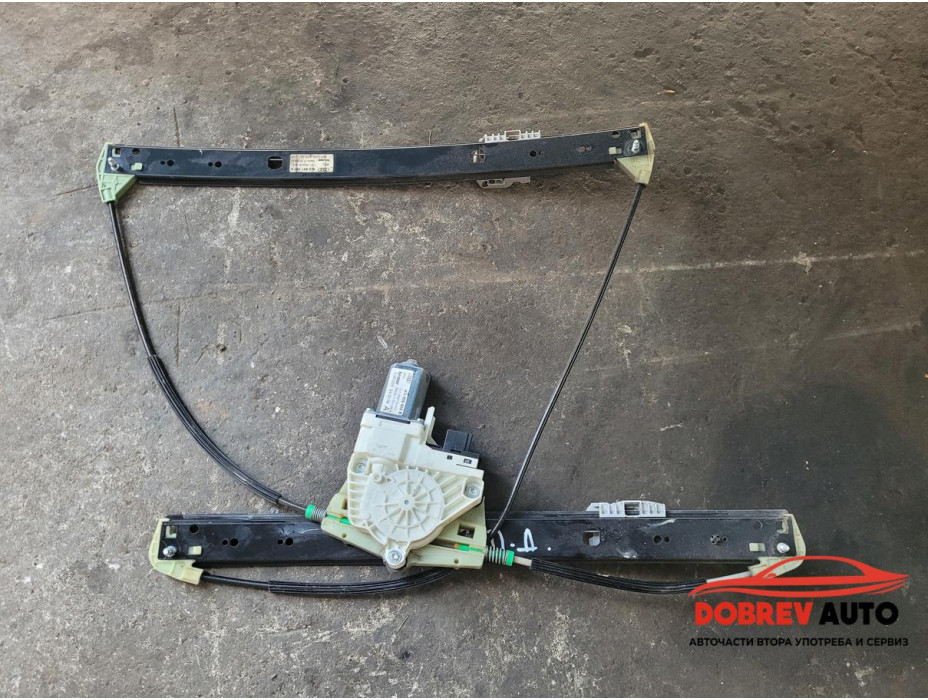 Стъклоповдигач (преден десен) за Audi Q7 4L