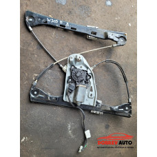 Стъклоподемник (преден десен) за Mercedes C Class W203 Стъклоподемник (преден десен) за Mercedes C Class W203