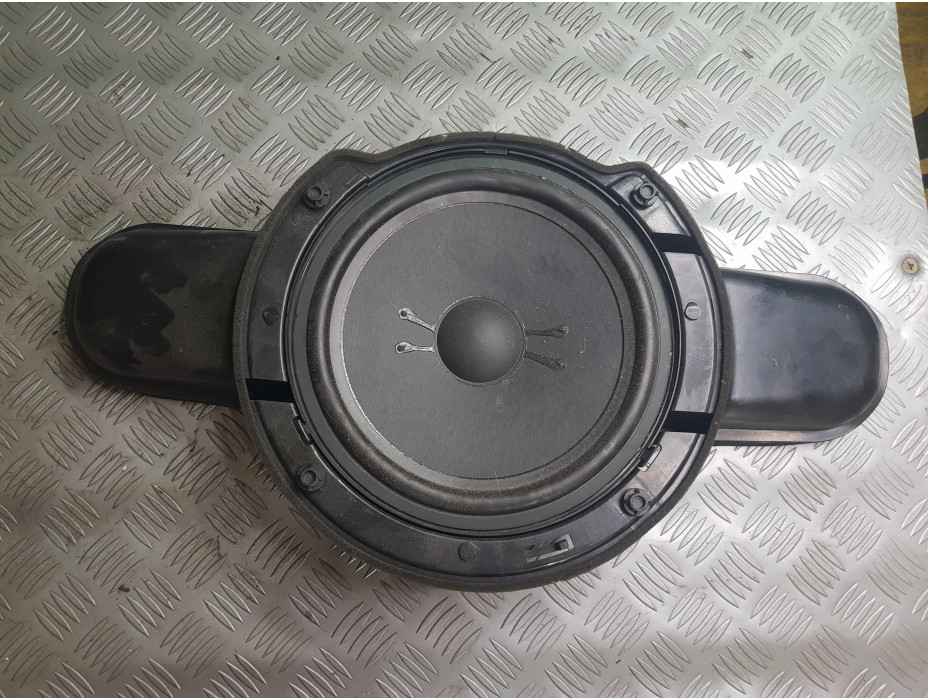 Субуфер за Mercedes E Class W211