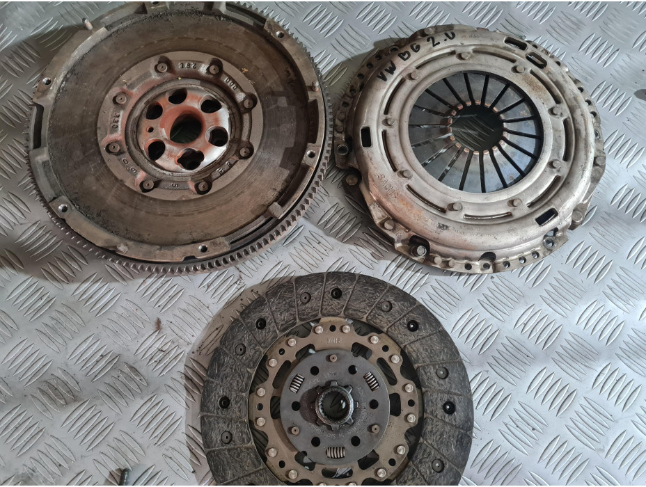 Съединител за VW Passat B6 2.0 TDI